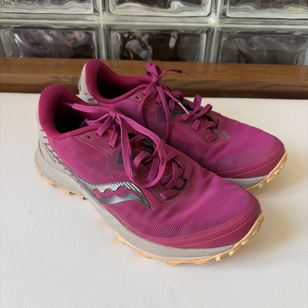 Saucony Peregrine 11 Womens Size 9.5 Pink Orange Trail Running Shoes Sneakers